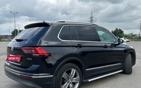 Volkswagen Tiguan II, 2018 год, 2 680 000 рублей, 9 фотография