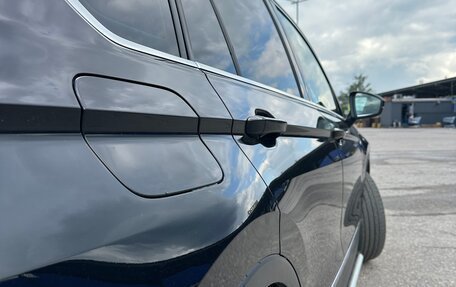 Volkswagen Tiguan II, 2018 год, 2 680 000 рублей, 10 фотография
