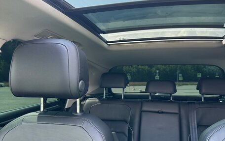 Volkswagen Tiguan II, 2018 год, 2 680 000 рублей, 32 фотография