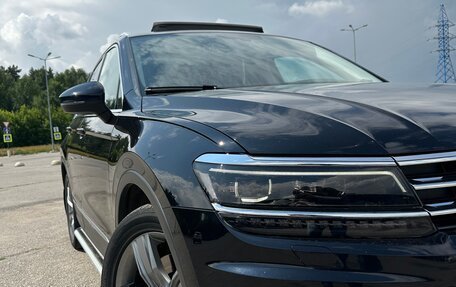 Volkswagen Tiguan II, 2018 год, 2 680 000 рублей, 40 фотография