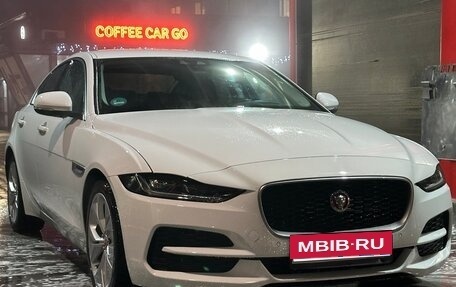Jaguar XE I рестайлинг, 2020 год, 2 699 000 рублей, 1 фотография