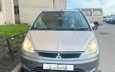 Mitsubishi Colt VI рестайлинг, 2004 год, 220 000 рублей, 1 фотография