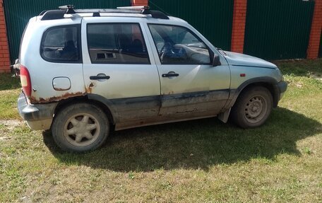 Chevrolet Niva I рестайлинг, 2006 год, 80 000 рублей, 10 фотография