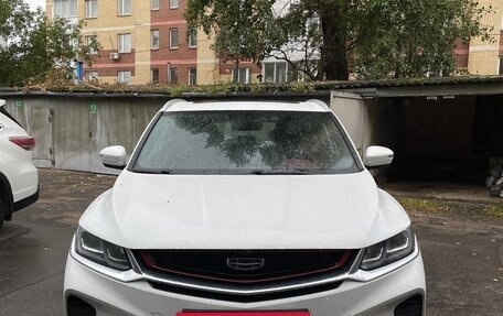 Geely Coolray I, 2022 год, 1 700 000 рублей, 2 фотография