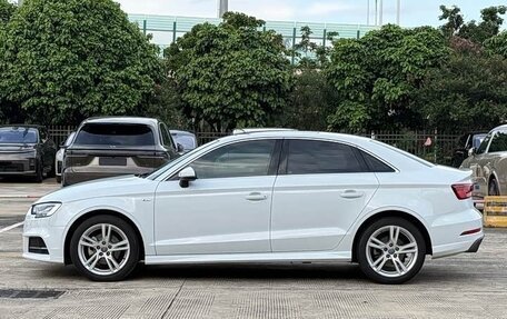 Audi A3, 2019 год, 1 000 000 рублей, 4 фотография
