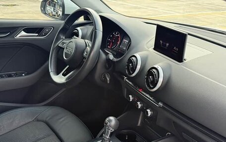 Audi A3, 2019 год, 1 000 000 рублей, 3 фотография