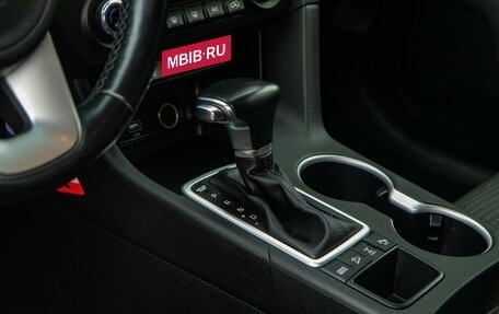 KIA Sportage IV рестайлинг, 2021 год, 2 198 000 рублей, 14 фотография