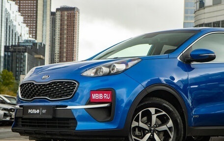 KIA Sportage IV рестайлинг, 2021 год, 2 198 000 рублей, 16 фотография