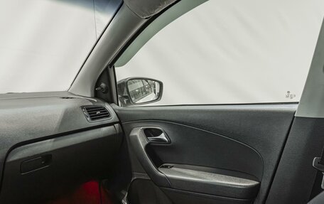 Volkswagen Polo VI (EU Market), 2012 год, 440 000 рублей, 20 фотография
