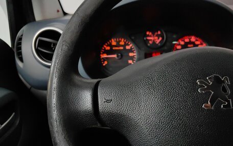 Peugeot Partner II рестайлинг 2, 2009 год, 449 000 рублей, 18 фотография