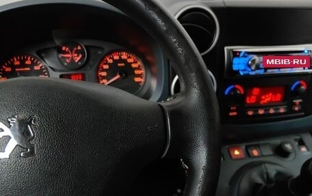 Peugeot Partner II рестайлинг 2, 2009 год, 449 000 рублей, 19 фотография