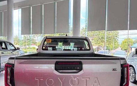 Toyota Hilux, 2026 год, 5 759 989 рублей, 5 фотография