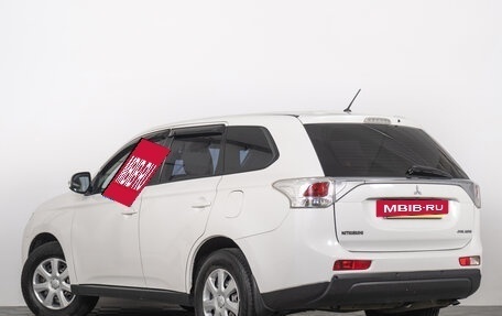 Mitsubishi Outlander III рестайлинг 3, 2012 год, 1 769 000 рублей, 6 фотография