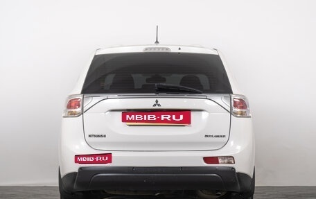 Mitsubishi Outlander III рестайлинг 3, 2012 год, 1 769 000 рублей, 5 фотография