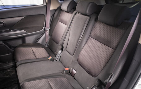 Mitsubishi Outlander III рестайлинг 3, 2012 год, 1 769 000 рублей, 17 фотография