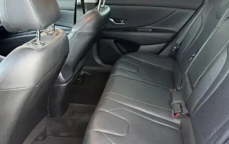 Hyundai Elantra, 2023 год, 1 570 000 рублей, 6 фотография