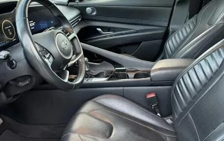 Hyundai Elantra, 2023 год, 1 570 000 рублей, 7 фотография