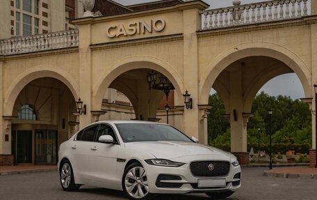 Jaguar XE I рестайлинг, 2020 год, 2 699 000 рублей, 5 фотография