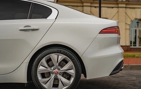 Jaguar XE I рестайлинг, 2020 год, 2 699 000 рублей, 6 фотография