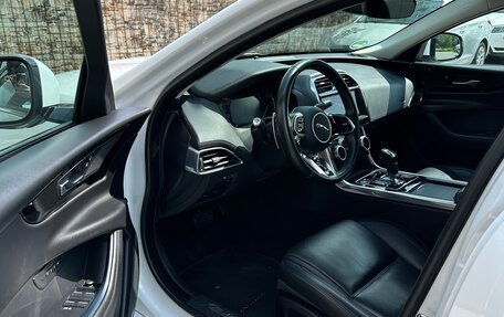 Jaguar XE I рестайлинг, 2020 год, 2 699 000 рублей, 9 фотография