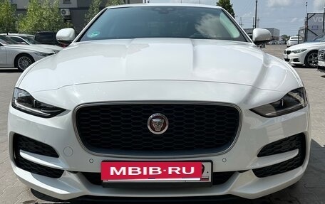 Jaguar XE I рестайлинг, 2020 год, 2 699 000 рублей, 2 фотография