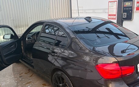 BMW 3 серия, 2017 год, 1 900 000 рублей, 5 фотография