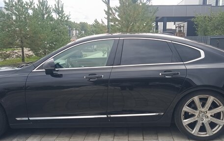 Volvo S90 II рестайлинг, 2017 год, 1 700 000 рублей, 2 фотография