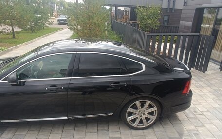 Volvo S90 II рестайлинг, 2017 год, 1 700 000 рублей, 7 фотография