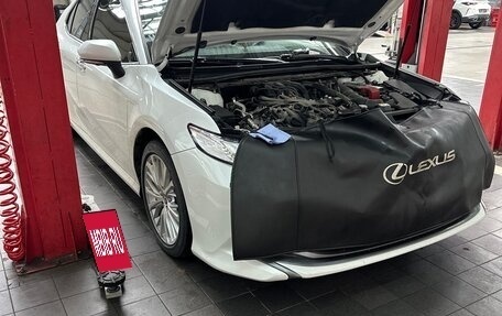 Toyota Camry, 2019 год, 3 500 000 рублей, 6 фотография