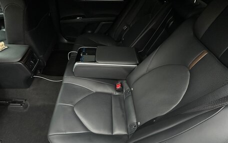 Toyota Camry, 2019 год, 3 500 000 рублей, 10 фотография