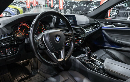 BMW 5 серия, 2020 год, 3 199 700 рублей, 15 фотография