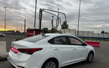 Hyundai Solaris II рестайлинг, 2018 год, 1 100 000 рублей, 7 фотография