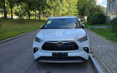 Toyota Highlander, 2026 год, 5 300 000 рублей, 3 фотография