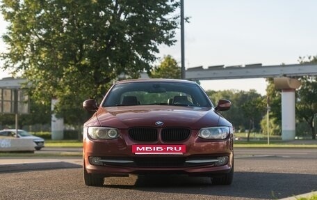 BMW 3 серия, 2011 год, 1 890 000 рублей, 2 фотография