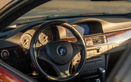 BMW 3 серия, 2011 год, 1 890 000 рублей, 15 фотография
