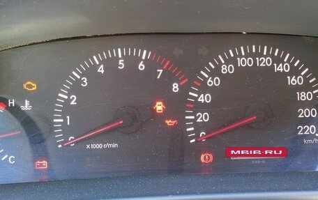 Toyota Corolla, 2005 год, 700 000 рублей, 13 фотография