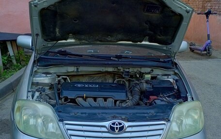 Toyota Corolla, 2005 год, 700 000 рублей, 33 фотография
