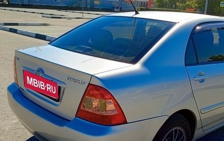 Toyota Corolla, 2005 год, 700 000 рублей, 24 фотография