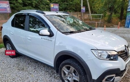 Renault Logan II, 2021 год, 1 400 000 рублей, 2 фотография