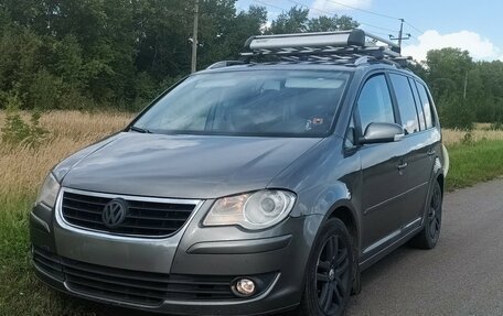 Volkswagen Touran III, 2007 год, 632 000 рублей, 4 фотография
