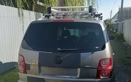 Volkswagen Touran III, 2007 год, 632 000 рублей, 15 фотография