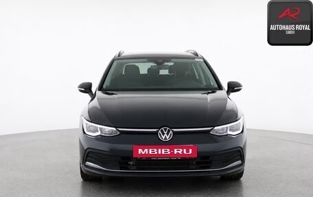 Volkswagen Golf VIII, 2023 год, 2 790 000 рублей, 2 фотография
