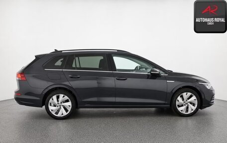 Volkswagen Golf VIII, 2023 год, 2 790 000 рублей, 4 фотография