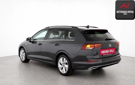 Volkswagen Golf VIII, 2023 год, 2 790 000 рублей, 7 фотография