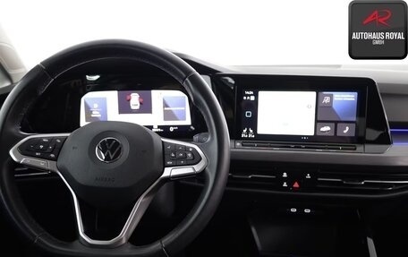 Volkswagen Golf VIII, 2023 год, 2 790 000 рублей, 14 фотография