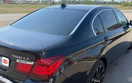 BMW 7 серия, 2015 год, 1 400 000 рублей, 4 фотография