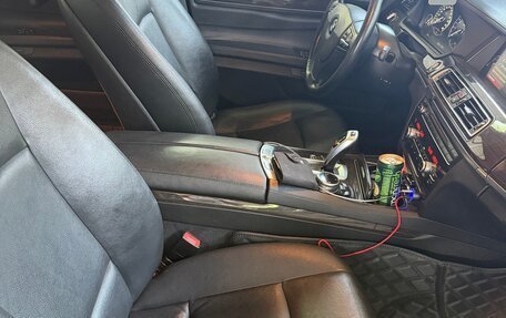 BMW 7 серия, 2015 год, 1 400 000 рублей, 9 фотография