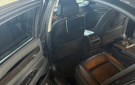 BMW 7 серия, 2015 год, 1 400 000 рублей, 15 фотография