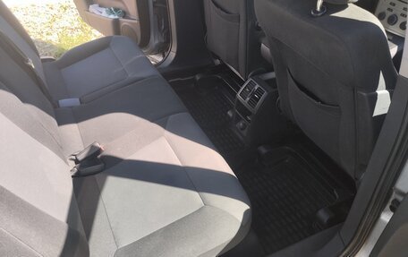 Opel Zafira B, 2008 год, 600 000 рублей, 15 фотография