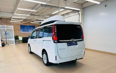 Toyota Esquire I, 2016 год, 1 999 900 рублей, 4 фотография